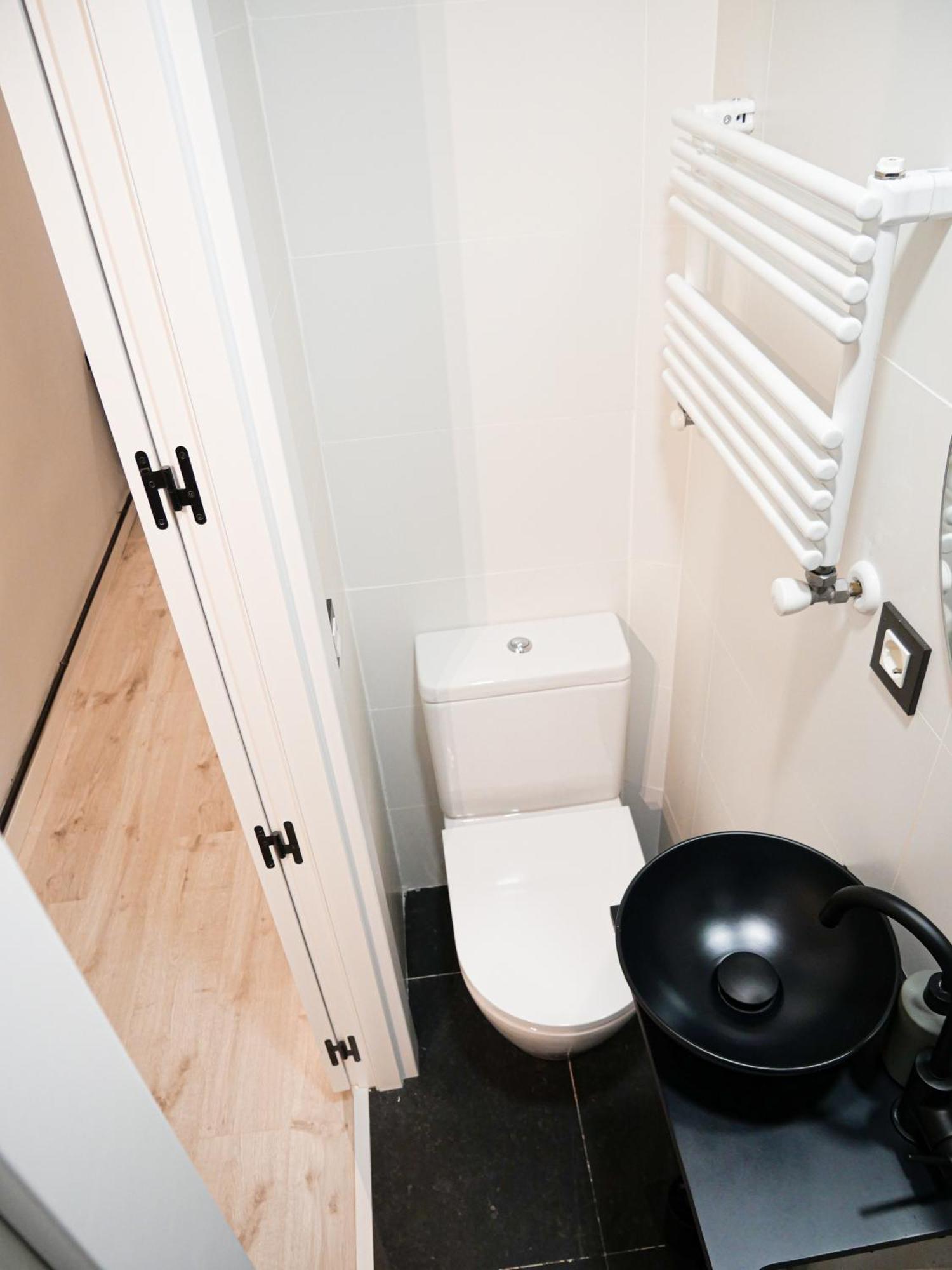 Espacioso Apartamento En El Centro De Pamplona Buitenkant foto