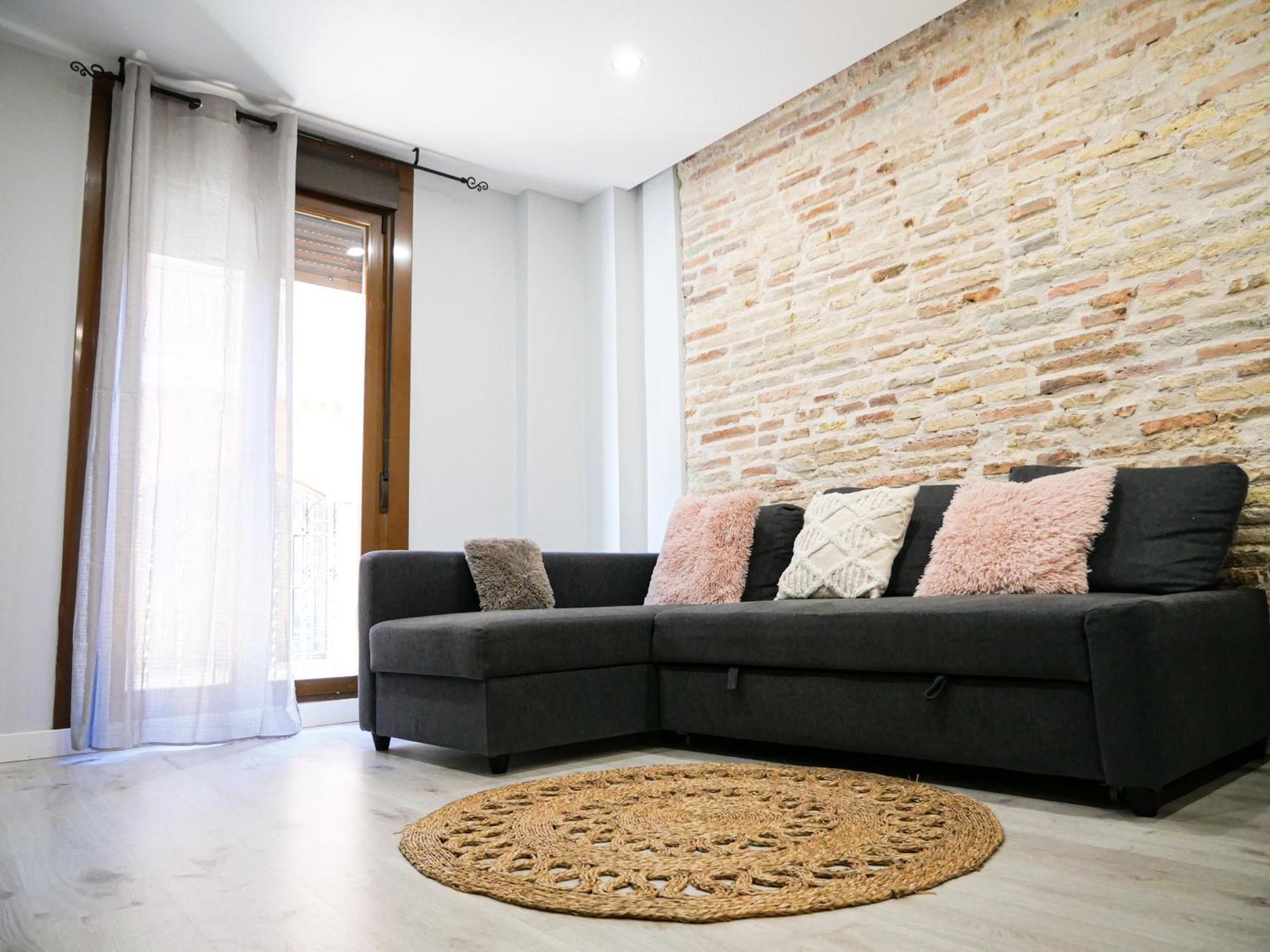 Espacioso Apartamento En El Centro De Pamplona Buitenkant foto